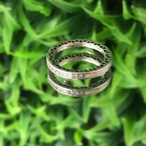 Anillo Circonios Blancos Plata
