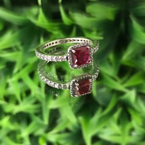 Anillo Cristal Rojo Plata