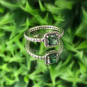Anillo Cristal Verde Esmeralda Plata